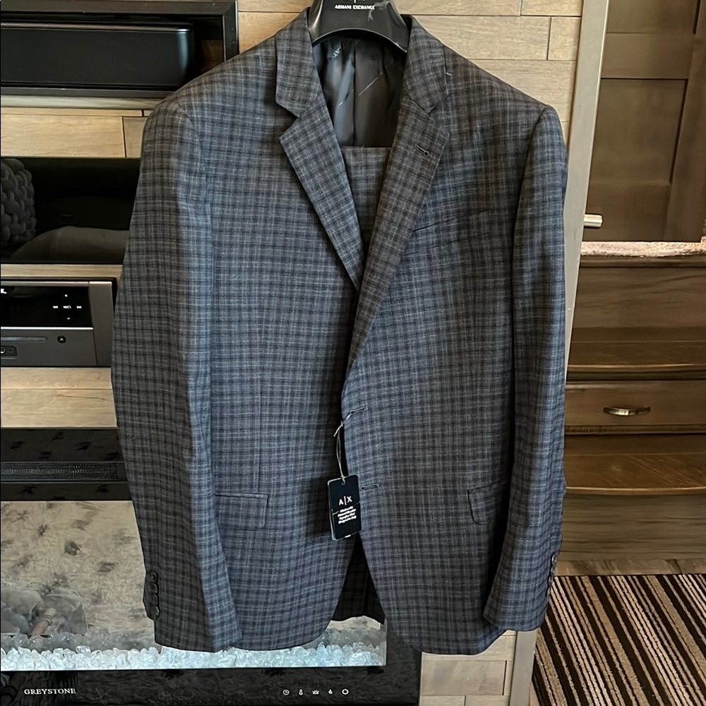 Men's Gray/Black checkered plaid suit